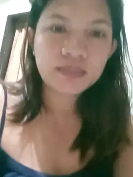 Snapshot of Dreamyeyes_08 chatting on October 2025 05:54:02 PM Dreamyeyes 08 online show from October 2025 05:54:02 PM