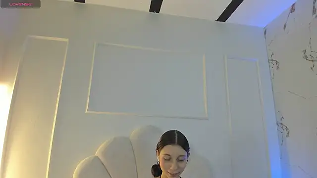 Cloedurant online show from February 2026 08:56:02 PM