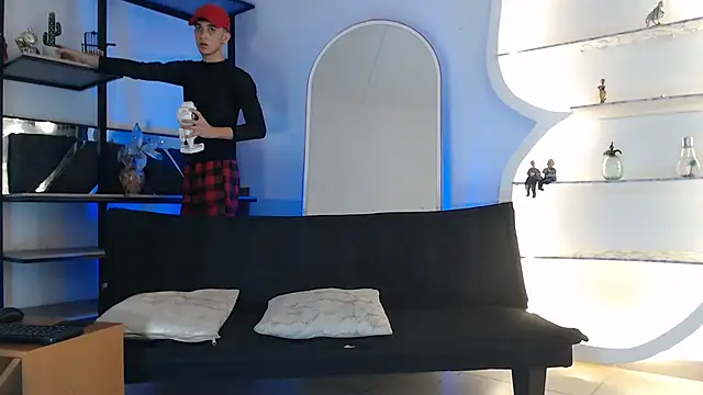 THREE GUYS HOT online show from September 2025 07:28:01 PM