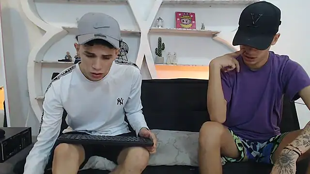 THREE GUYS HOT online show from November 2025 07:25:01 PM