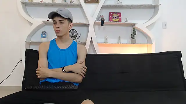 THREE GUYS HOT online show from November 2025 07:28:01 PM