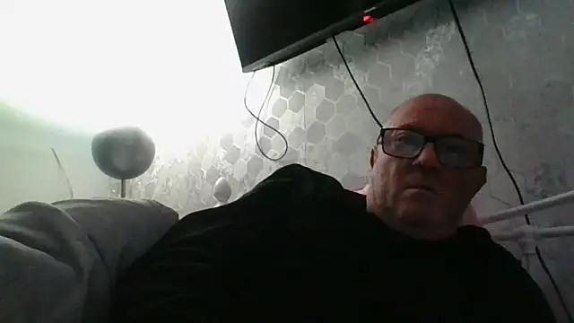 naughtygrandad1 online show from October 2025 06:43:01 AM