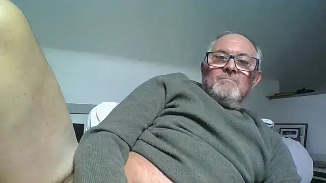 naughtygrandad1 online show from February 2026 01:53:02 PM