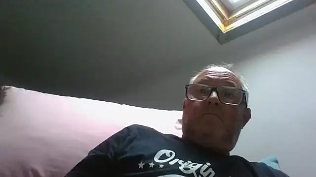 Snapshot of naughtygrandad1 chatting on July 2026 06:43:02 PM naughtygrandad1 online show from July 2026 06:43:02 PM