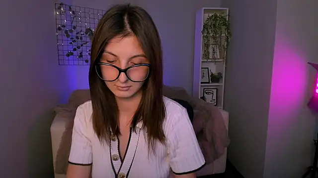 Snapshot of laisy_flay chatting on September 2025 04:18:01 PM laisy flay online show from September 2025 04:18:01 PM