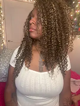 MistiSavannah online show from March 2026 03:00:01 PM