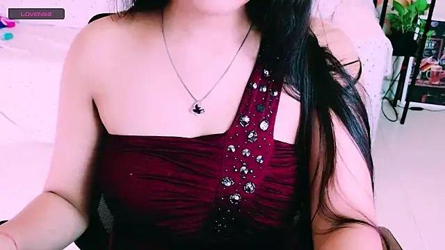 My Rose online show from April 2026 12:03:01 PM