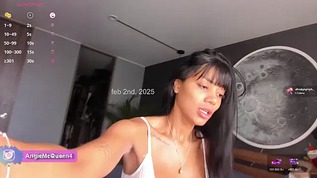 Sarajames online show from February 2025 12:57:02 PM