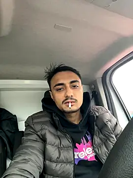 Snapshot of SpyingTouching chatting on December 2025 01:50:02 PM SpyingTouching online show from December 2025 01:50:02 PM