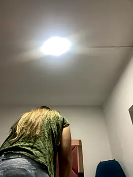 emma hot2006 online show from October 2025 03:42:01 PM