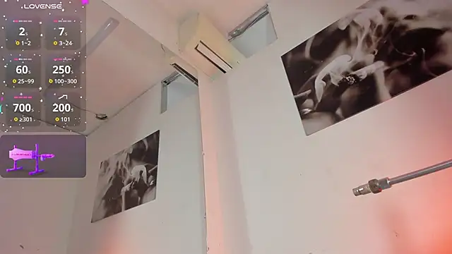 pretty78angel online show from October 2025 07:33:01 PM