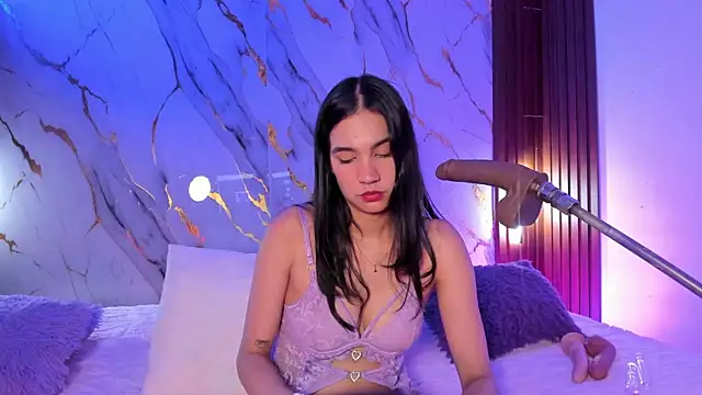 Emmiicute online show from July 2026 08:33:02 PM