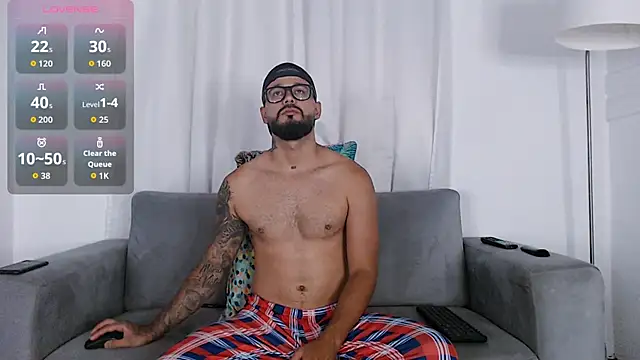 Snapshot of Eric_Evans1 chatting on September 2025 03:19:01 AM Eric Evans1 online show from September 2025 03:19:01 AM