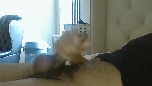 Snapshot of Malcolm4122 chatting on May 2026 11:45:01 PM Malcolm4122 online show from May 2026 11:45:01 PM