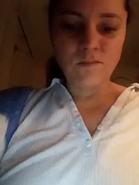 Cassandrina1 online show from November 2025 05:43:01 AM