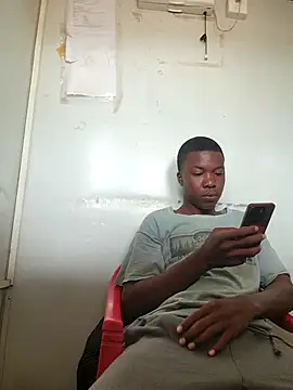 Snapshot of sweetdickboy2 chatting on April 2026 09:18:01 AM sweetdickboy2 online show from April 2026 09:18:01 AM