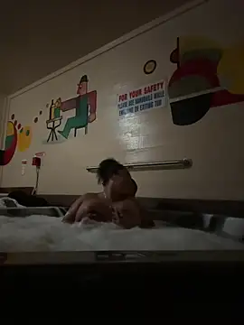 Snapshot of OnlyOneMeeks chatting on April 2026 06:44:02 AM OnlyOneMeeks online show from April 2026 06:44:02 AM