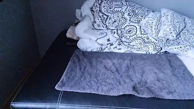 slavic boy 39 online show from December 2025 07:38:02 AM