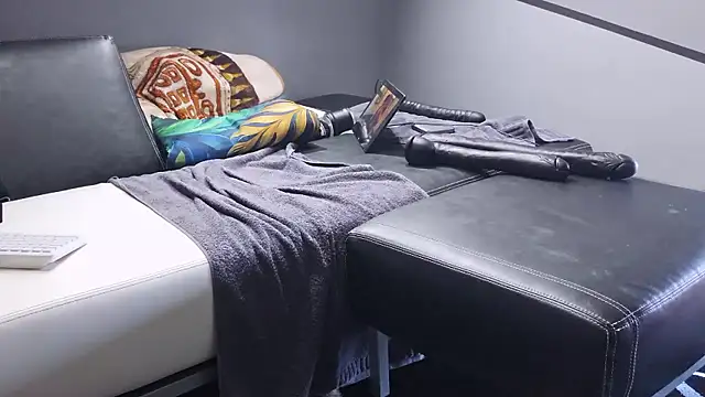 slavic boy 39 online show from January 2026 10:19:02 AM