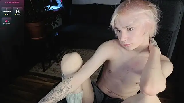 Snapshot of Your_avatar chatting on February 2026 08:58:01 PM Your avatar online show from February 2026 08:58:01 PM