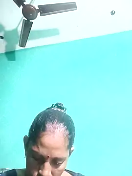 Snapshot of Suhana_pandit chatting on September 2025 10:14:02 PM Suhana pandit online show from September 2025 10:14:02 PM