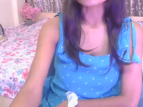 hoty-priya online show from February 2026 05:01:01 AM