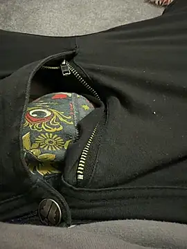 biversboy online show from April 2026 05:34:01 AM