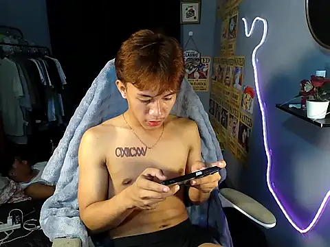 naughtyboyloy 0 online show from June 2026 05:17:02 PM
