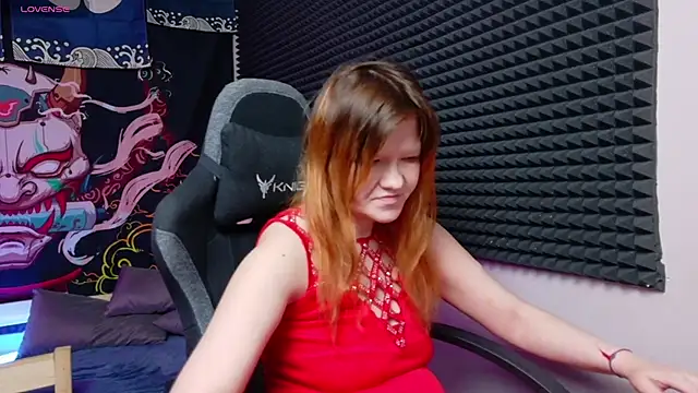 Nora lovvvv online show from December 2025 10:45:02 AM