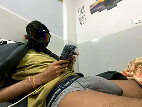 Snapshot of monster_fuck chatting on November 2025 11:27:02 PM monster fuck online show from November 2025 11:27:02 PM