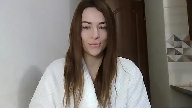 MandiBrooks online show from November 2025 09:56:02 AM