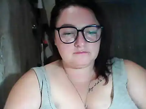 Snapshot of AngelQSky chatting on October 2025 07:48:02 PM AngelQSky online show from October 2025 07:48:02 PM