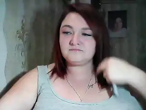 Snapshot of AngelQSky chatting on November 2025 09:15:01 PM AngelQSky online show from November 2025 09:15:01 PM