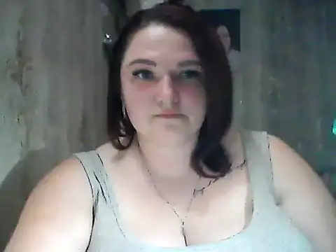 Snapshot of AngelQSky chatting on November 2025 05:45:01 PM AngelQSky online show from November 2025 05:45:01 PM