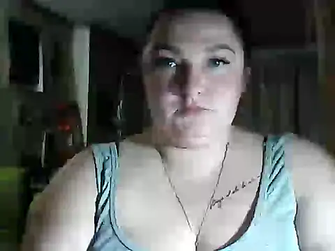 Snapshot of AngelQSky chatting on November 2025 04:38:01 PM AngelQSky online show from November 2025 04:38:01 PM