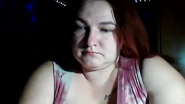 Snapshot of AngelQSky chatting on December 2025 08:25:01 PM AngelQSky online show from December 2025 08:25:01 PM