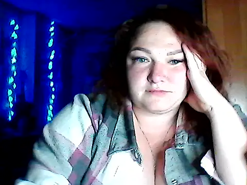 Snapshot of AngelQSky chatting on May 2026 09:33:02 PM AngelQSky online show from May 2026 09:33:02 PM