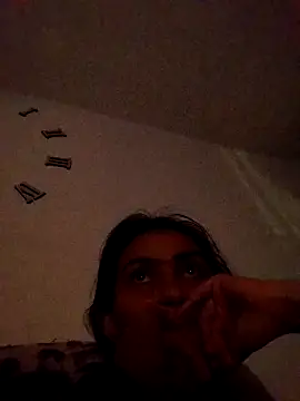 Crystal Star  online show from November 2025 06:37:01 AM