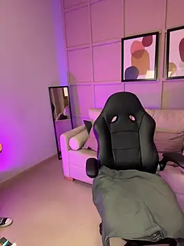 dreamleah  online show from March 2026 03:33:02 AM