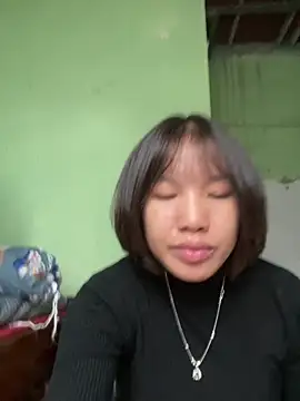 Snapshot of QueenLink chatting on October 2025 04:58:01 AM QueenLink online show from October 2025 04:58:01 AM