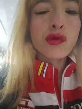 Snapshot of nena_cupcake_ chatting on July 2026 11:01:02 AM nena cupcake online show from July 2026 11:01:02 AM