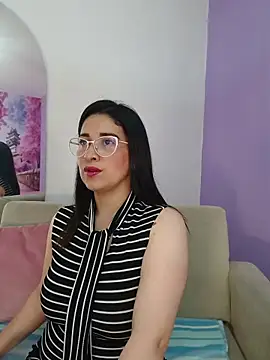 Alana steel 1 online show from November 2025 12:02:02 PM