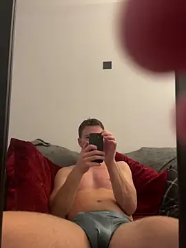 AndyArno2533 online show from September 2025 06:30:01 PM