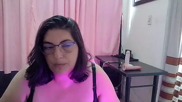 lina maria99 online show from January 2026 09:24:01 PM