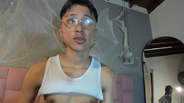 Daddy Darcks online show from October 2025 07:41:01 PM