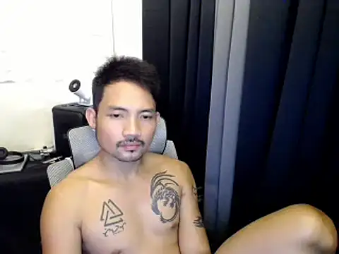 Snapshot of Thefriskyasian chatting on September 2025 10:47:01 PM Thefriskyasian online show from September 2025 10:47:01 PM