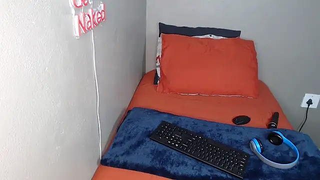 Lunalee online show from November 2025 11:47:02 PM