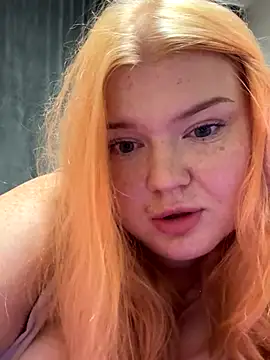 Snapshot of _Adele_Moor_ chatting on October 2025 06:05:02 PM  Adele Moor  online show from October 2025 06:05:02 PM