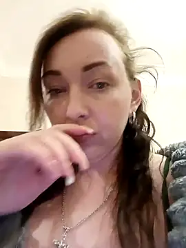 DanaNeon online show from April 2026 05:46:01 PM