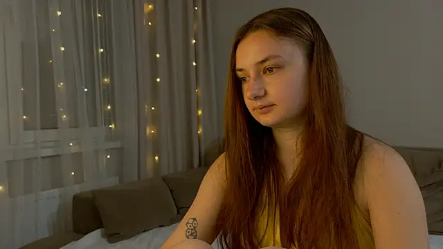 Lelia Vibe online show from April 2026 07:43:01 PM